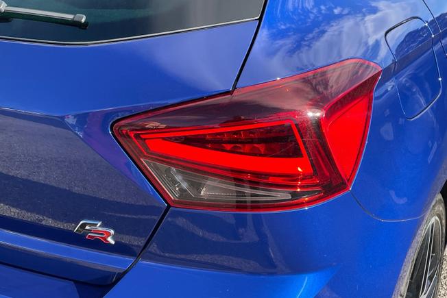 SEAT Ibiza Photo 19