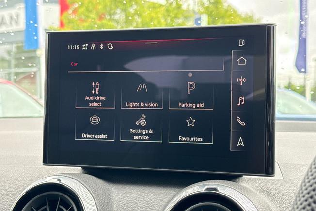 AUDI Q2 Photo 30