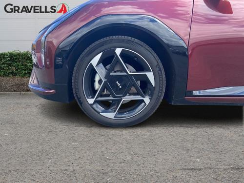Kia EV4 Photo autoimg-877c40cf3315bb4789cbc7dfa03652c43ff53122.jpg