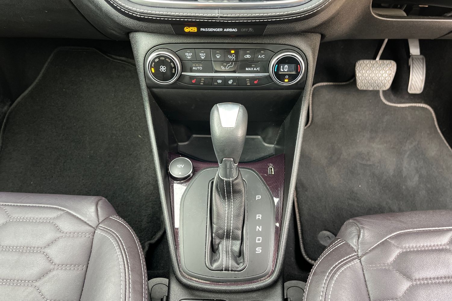 Ford Fiesta Photo 30
