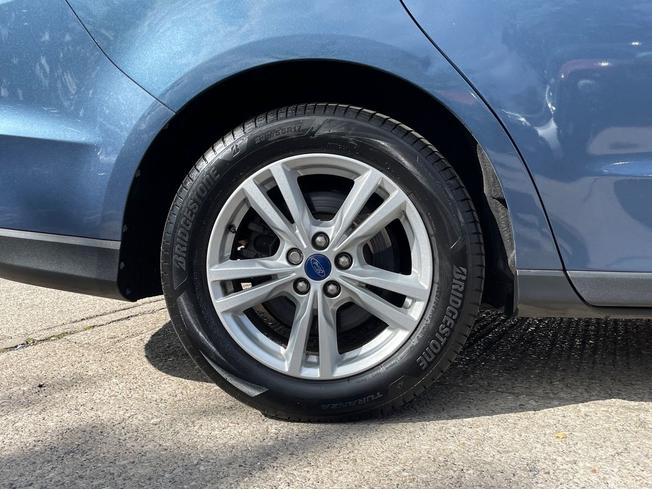 Ford Galaxy Photo 5