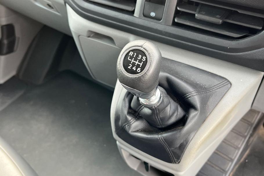Used Ford TRANSIT CUSTOM WM25EWB 39
