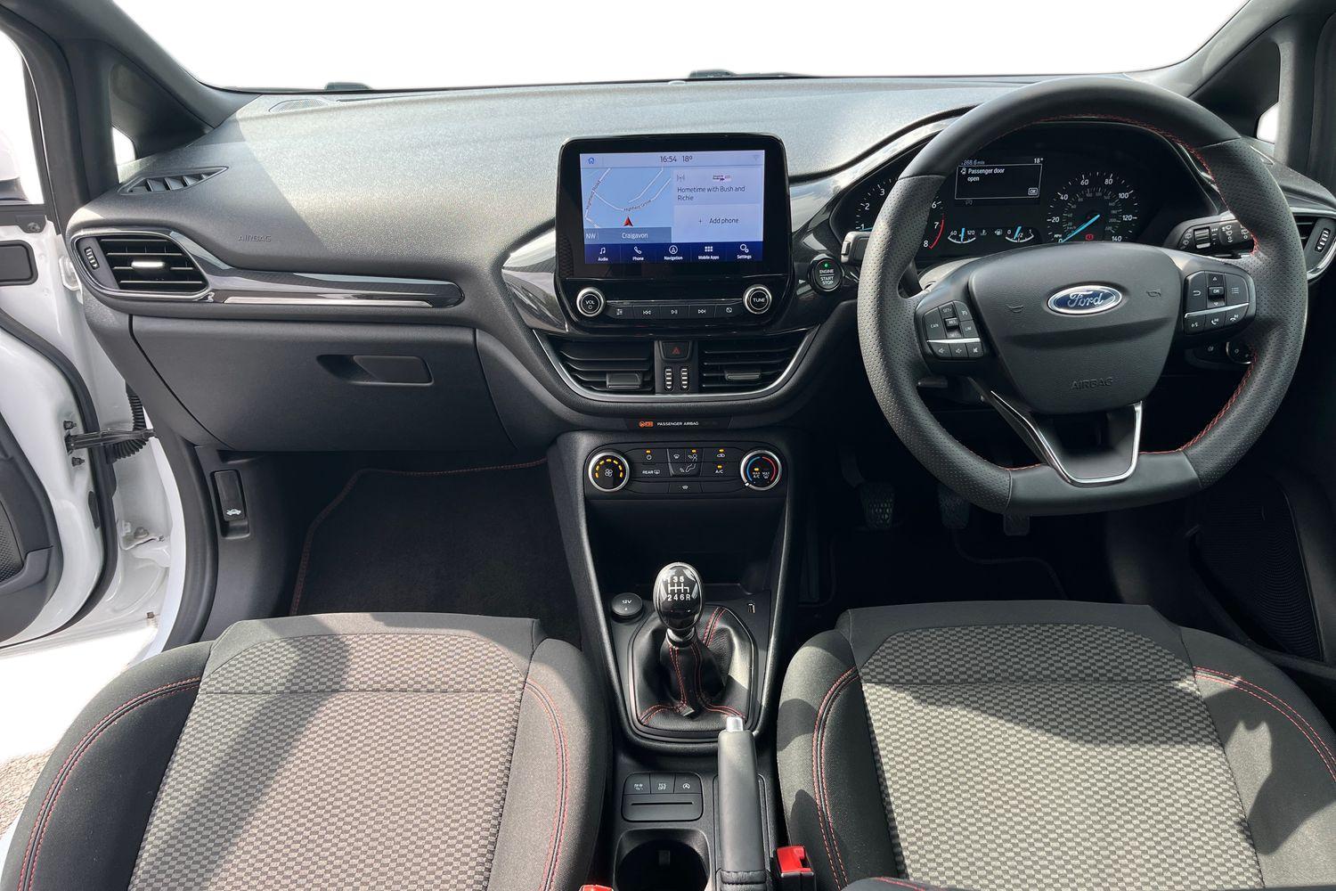 Ford FIESTA Photo 9
