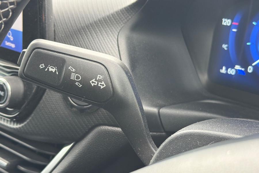 Ford FIESTA Photo autoimg-8782de665101a438c7c6735dd99454d07cbfe75b.jpg