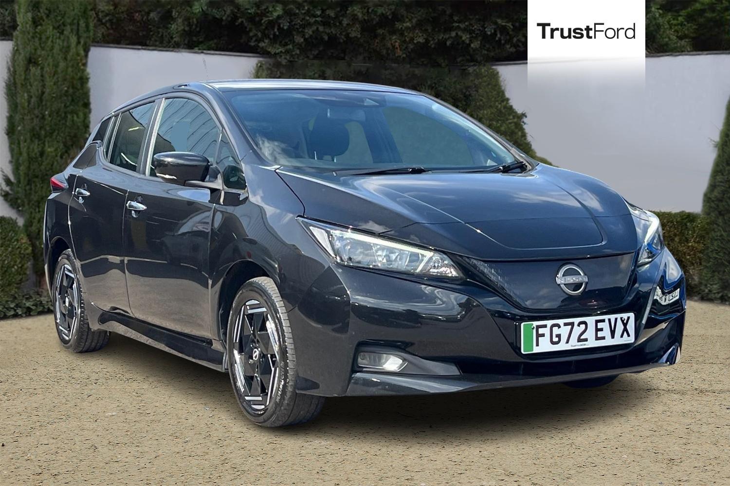 Nissan Leaf Photo 0