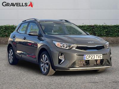 Used 2023 Kia STONIC 1.0 T-GDi 2 SUV 5dr Petrol DCT Euro 6 (s/s) (99 bhp) Grey at Gravells