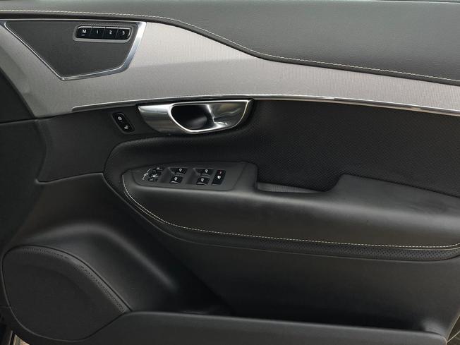 VOLVO Xc90 Photo 31