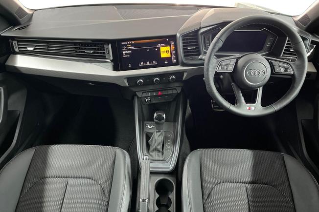 Audi A1 Photo 10