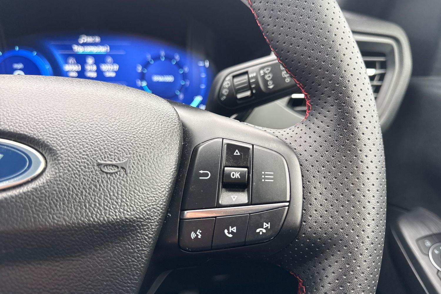Ford KUGA Photo 32