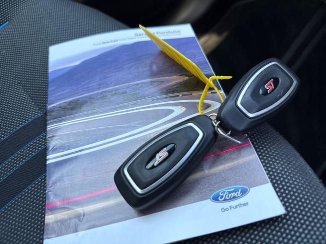 FORD Fiesta Photo 45