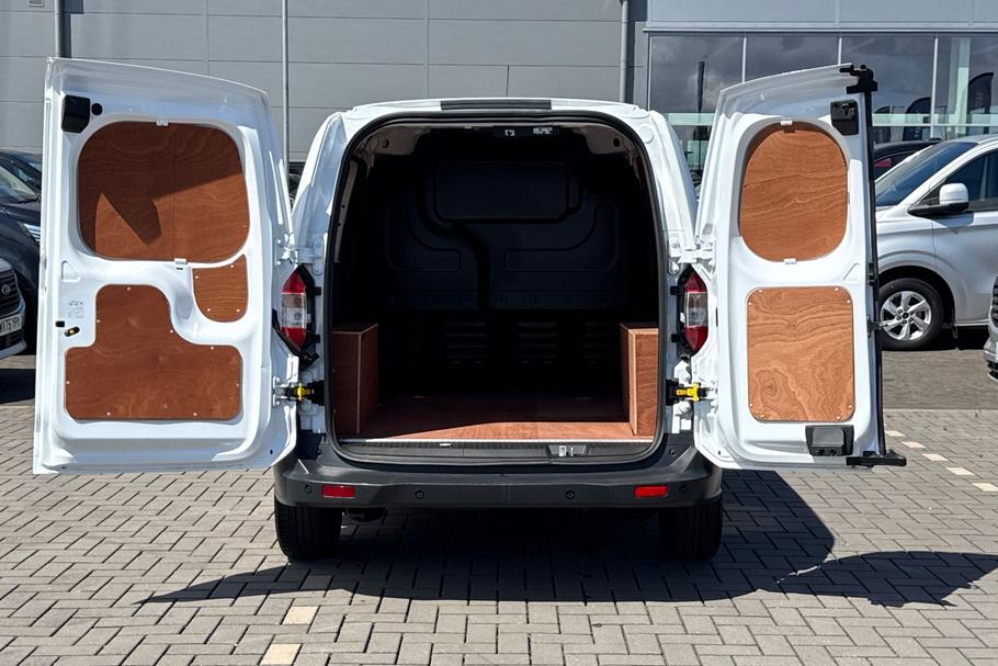 Used Ford TRANSIT COURIER ML22YGC 6