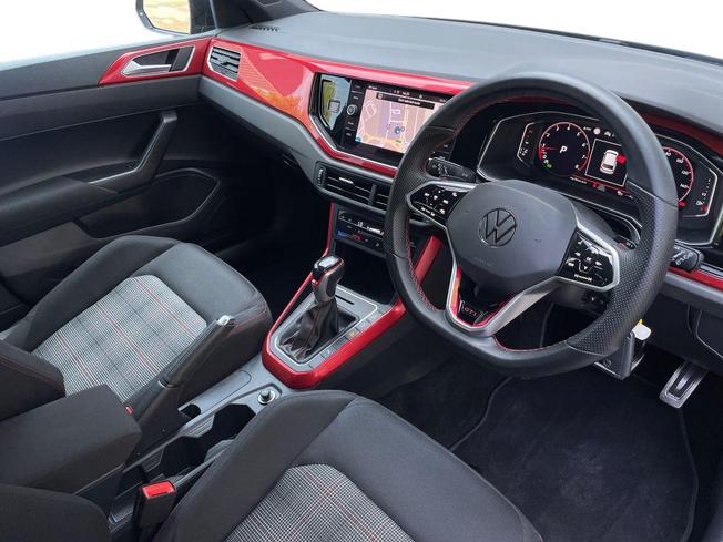 VOLKSWAGEN Polo Photo 6