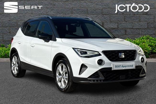 SEAT Arona Photo 1