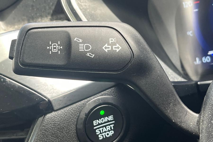 Ford Kuga Photo autoimg-8792ba79c10965c474b4fcf405f0e1b5afbb1571.jpg