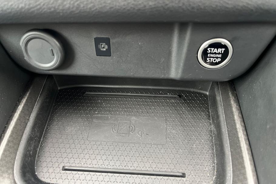 Used Nissan QASHQAI DU25BPK 37