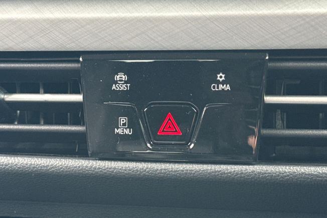 VOLKSWAGEN Golf Photo 44