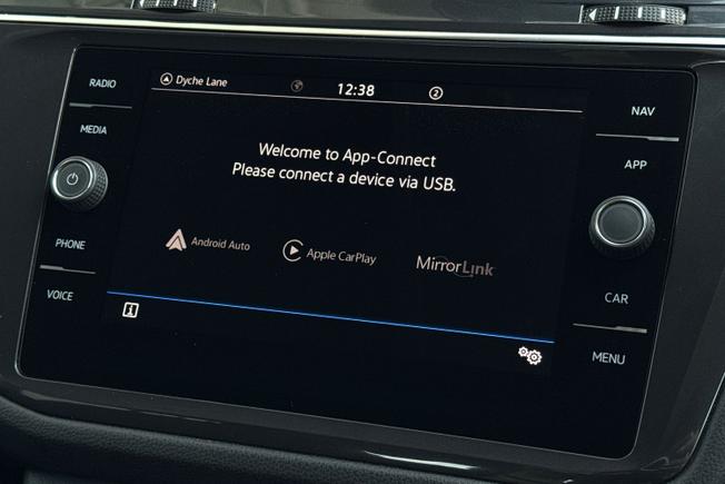 VOLKSWAGEN Tiguan Allspace Photo 21