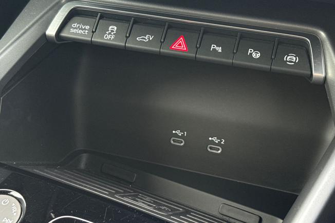 AUDI A3 Photo 35