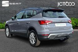 SEAT Arona Photo 3