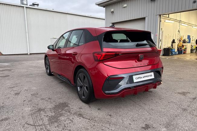 CUPRA BORN Photo 24