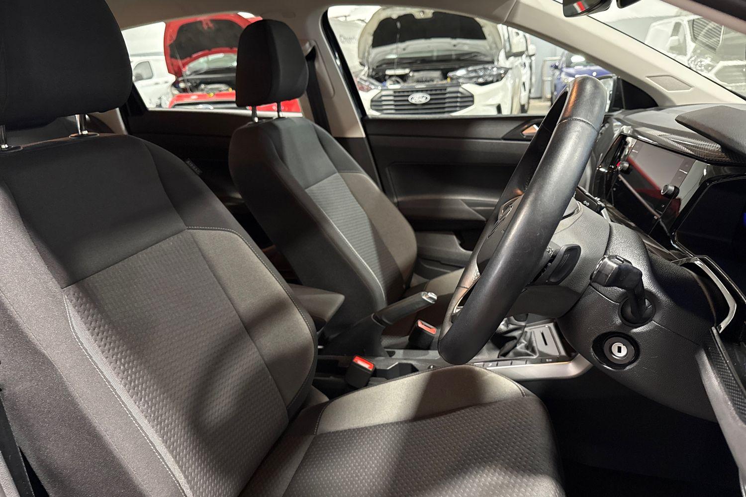 Volkswagen POLO Photo 16