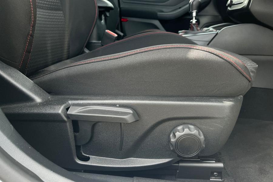 Ford Focus Photo autoimg-87a0d6c67fb74db05f4e680bc1039390e9a5b543.jpg