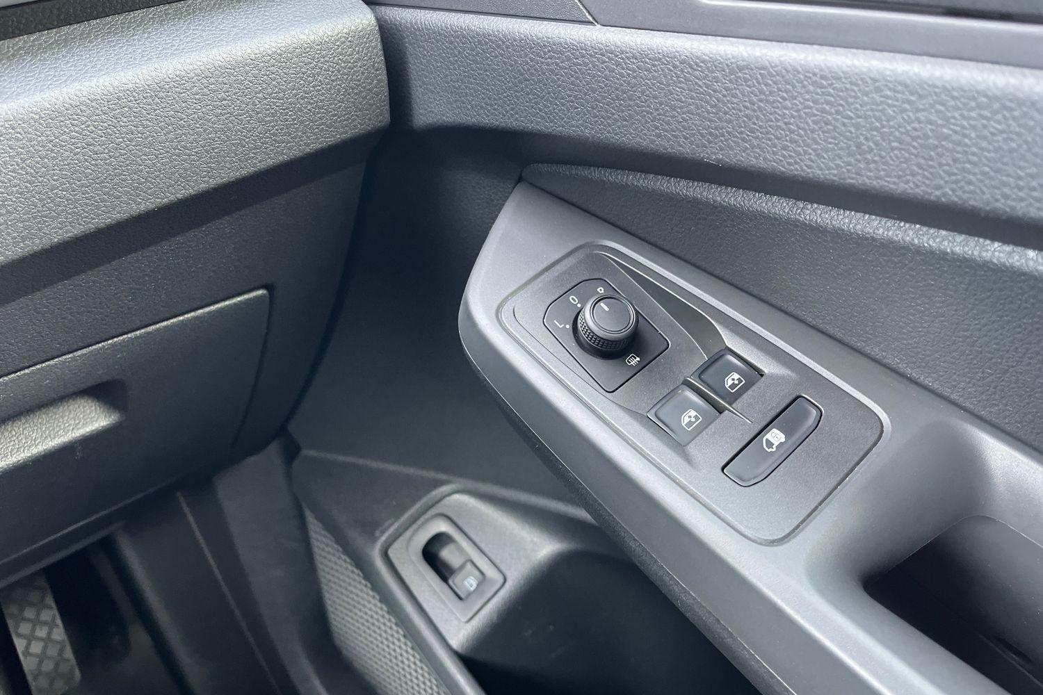 Ford TRANSIT CONNECT Photo 20