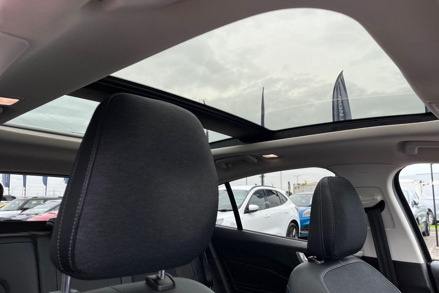 Ford Focus Photo 37