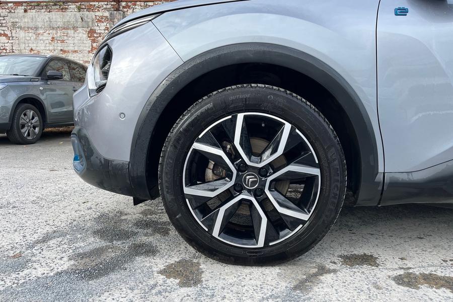 Citroen C4 Photo autoimg-87a988ec93ae5d506184ba07cf020b908da06413.jpg
