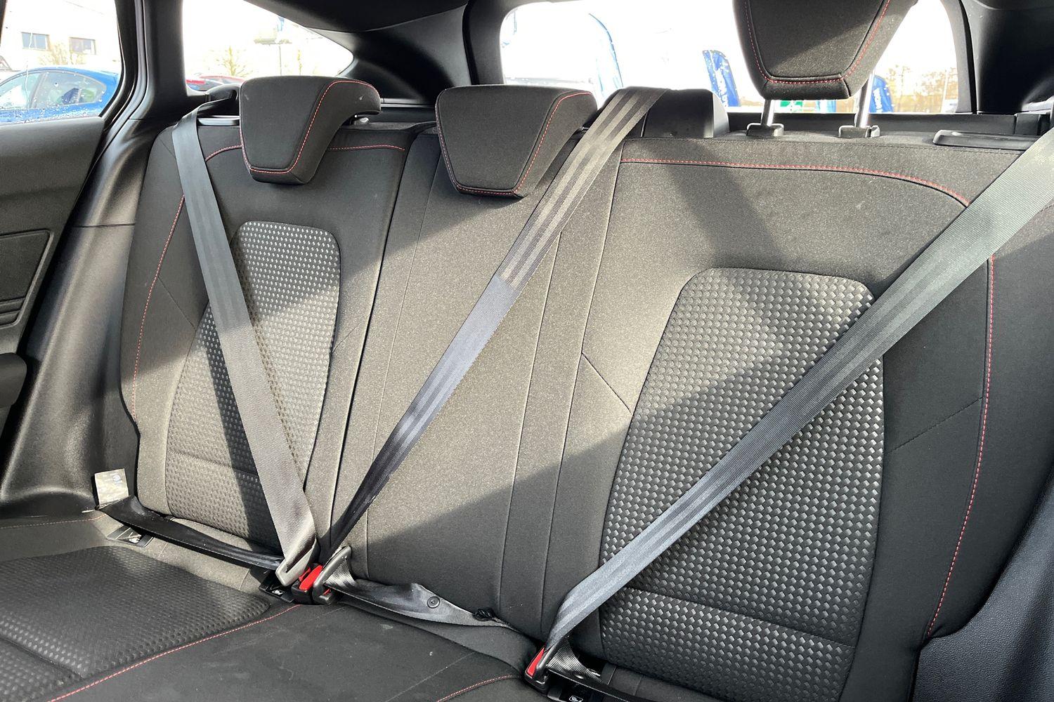 Ford FOCUS Photo 19