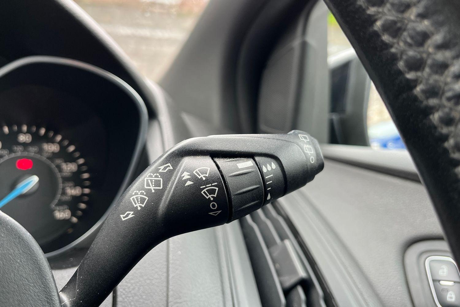 Ford FOCUS Photo 14