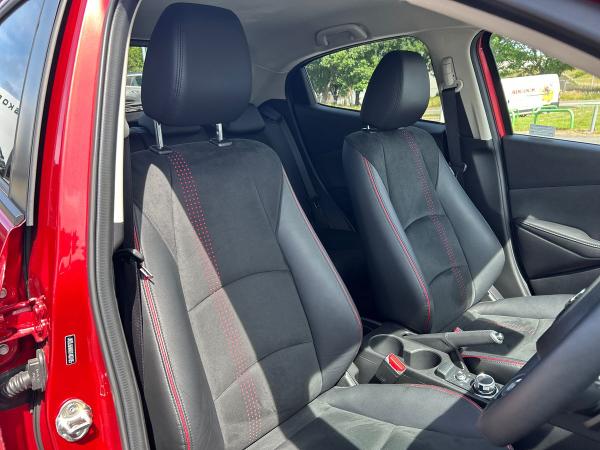 Mazda Mazda2 Photo autoimg-87ab7b4a9b62593a0058546c16de6cf4c01b2819.jpg