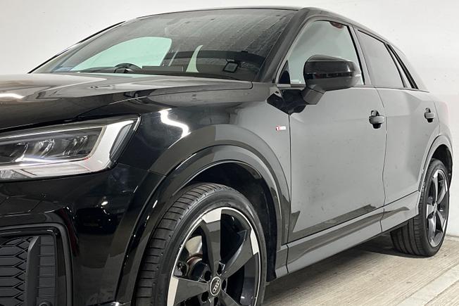 AUDI Q2 Photo 40