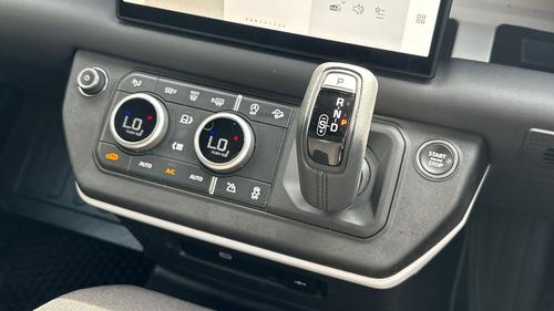Land Rover Defender Photo autoimg-87ad6faaea57dbef9a6d757719b6598216327ed9.jpg