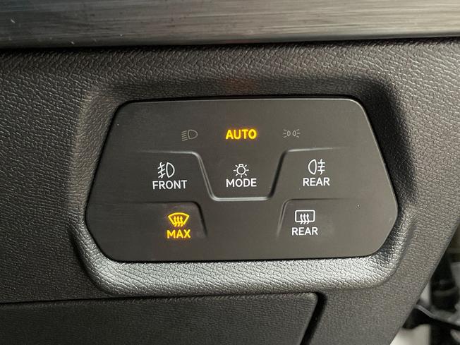 CUPRA Leon Photo 37