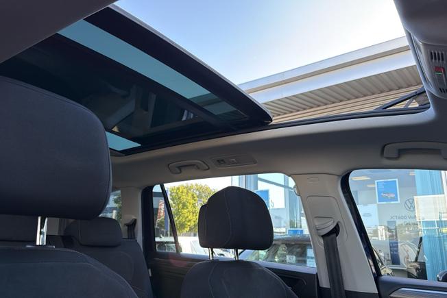 VOLKSWAGEN Tiguan Allspace Photo 44