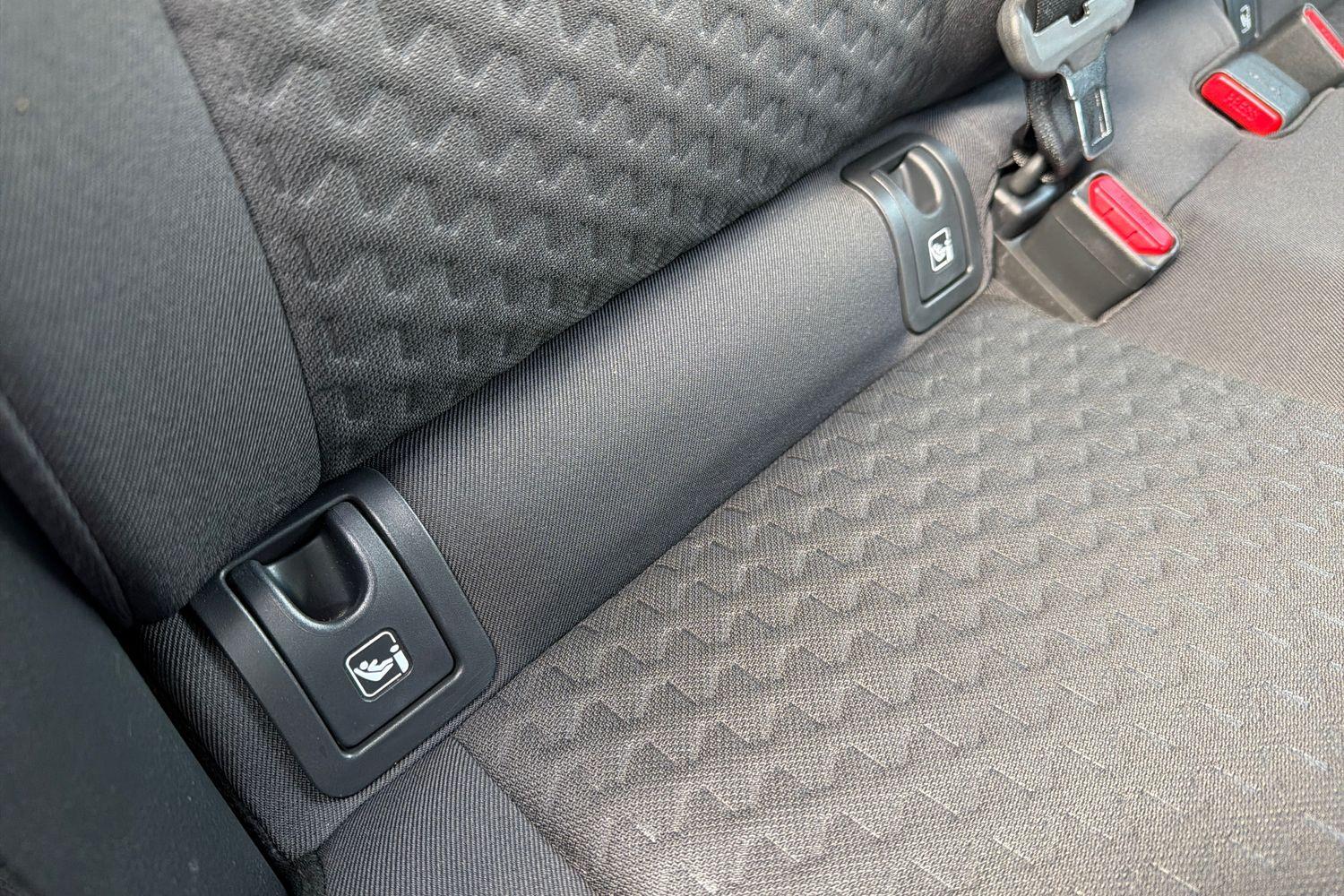 Toyota YARIS CROSS Photo 32