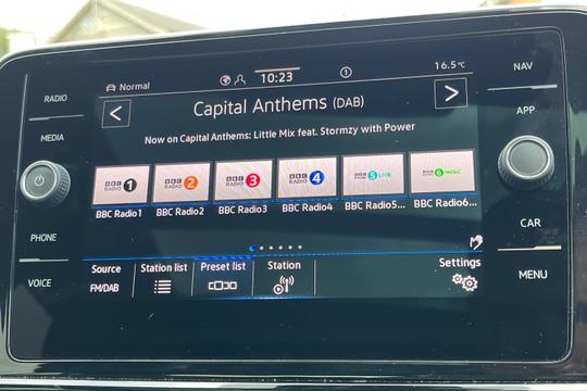 Volkswagen T-roc Photo autoimg-87b620ad2f79347125e58d87afc3341158b9b6b2.jpg