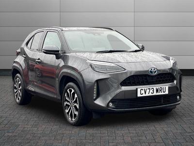 Used 2023 Toyota Yaris Cross 1.5 VVT-h Design E-CVT Euro 6 (s/s) 5dr at Sinclair Direct