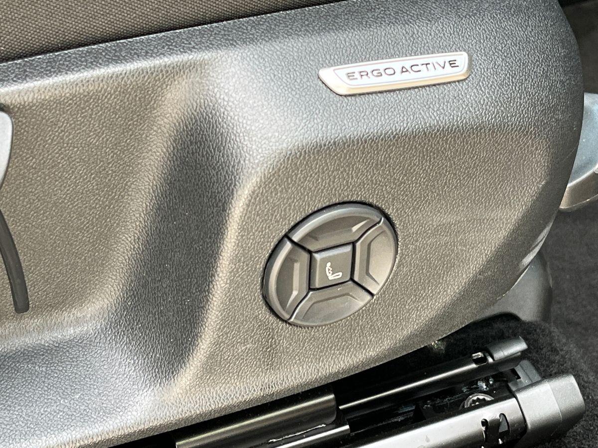 Volkswagen T-Roc Photo autoimg-87bda177206bc189717aa1f3056f68dd5f0a3118.jpg