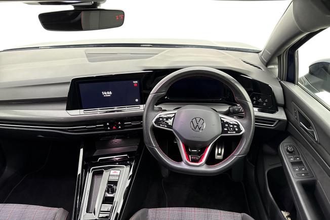 VOLKSWAGEN Golf Photo 11