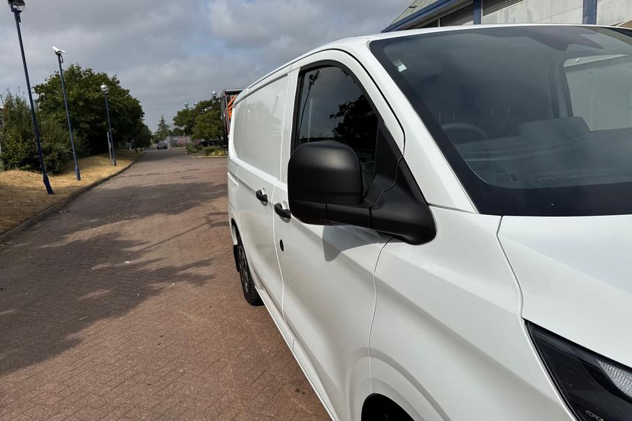 Used Ford E-TRANSIT CUSTOM MJ25VBU 16