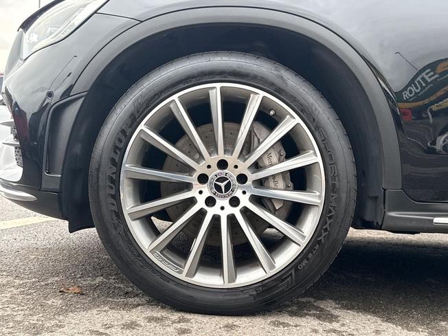 MERCEDES-BENZ GLC Photo 5