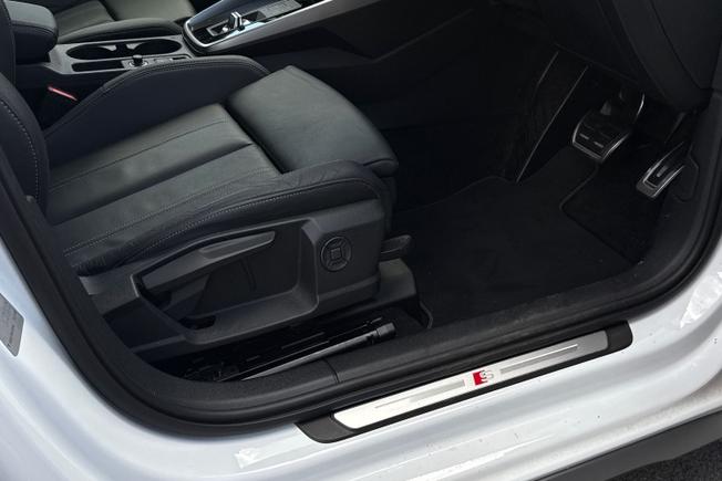 AUDI A3 Photo 32