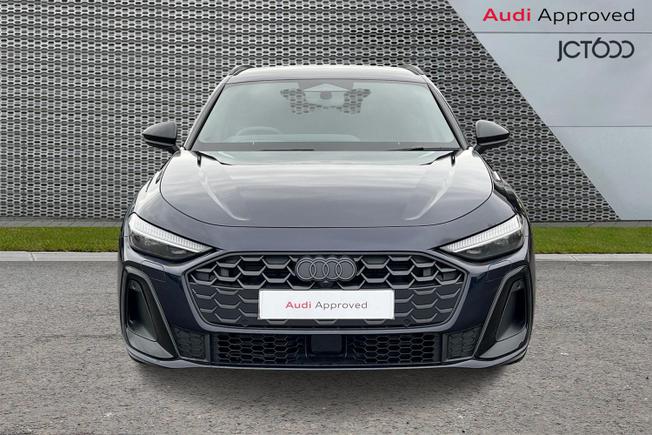 AUDI A5 Avant Photo 8