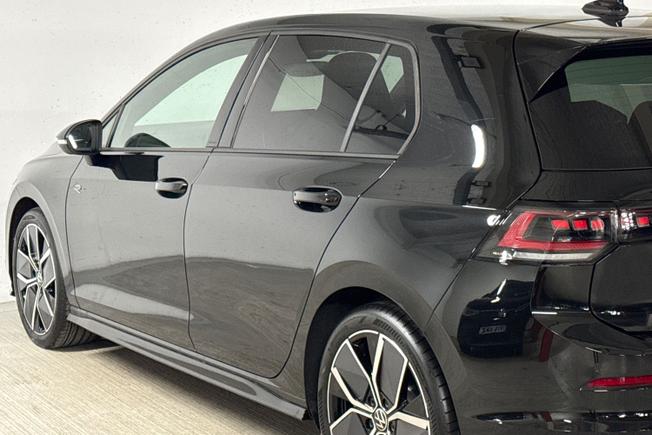 Volkswagen Golf Photo 26