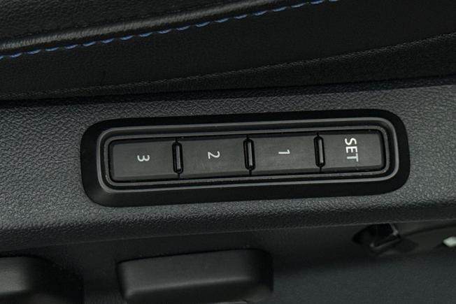 VOLKSWAGEN Tiguan Photo 39