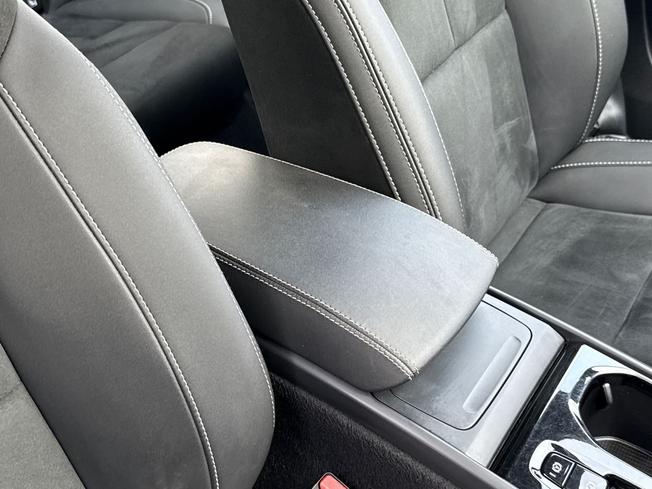 VOLVO Xc40 Photo 49