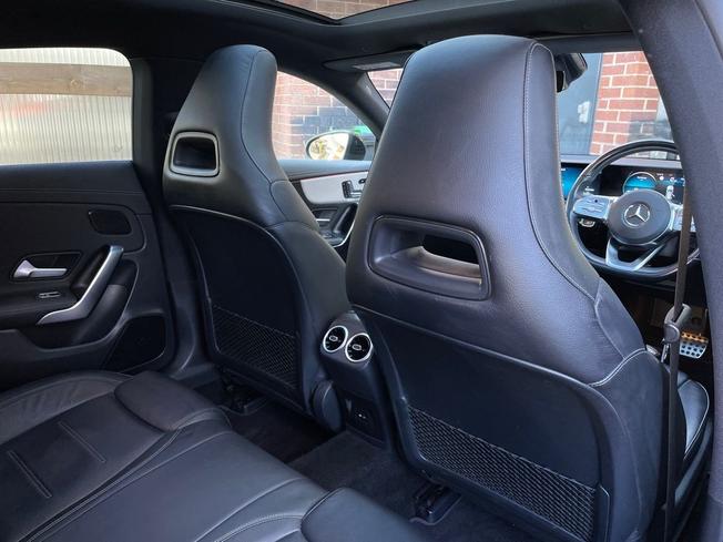 MERCEDES-BENZ CLA Photo 30