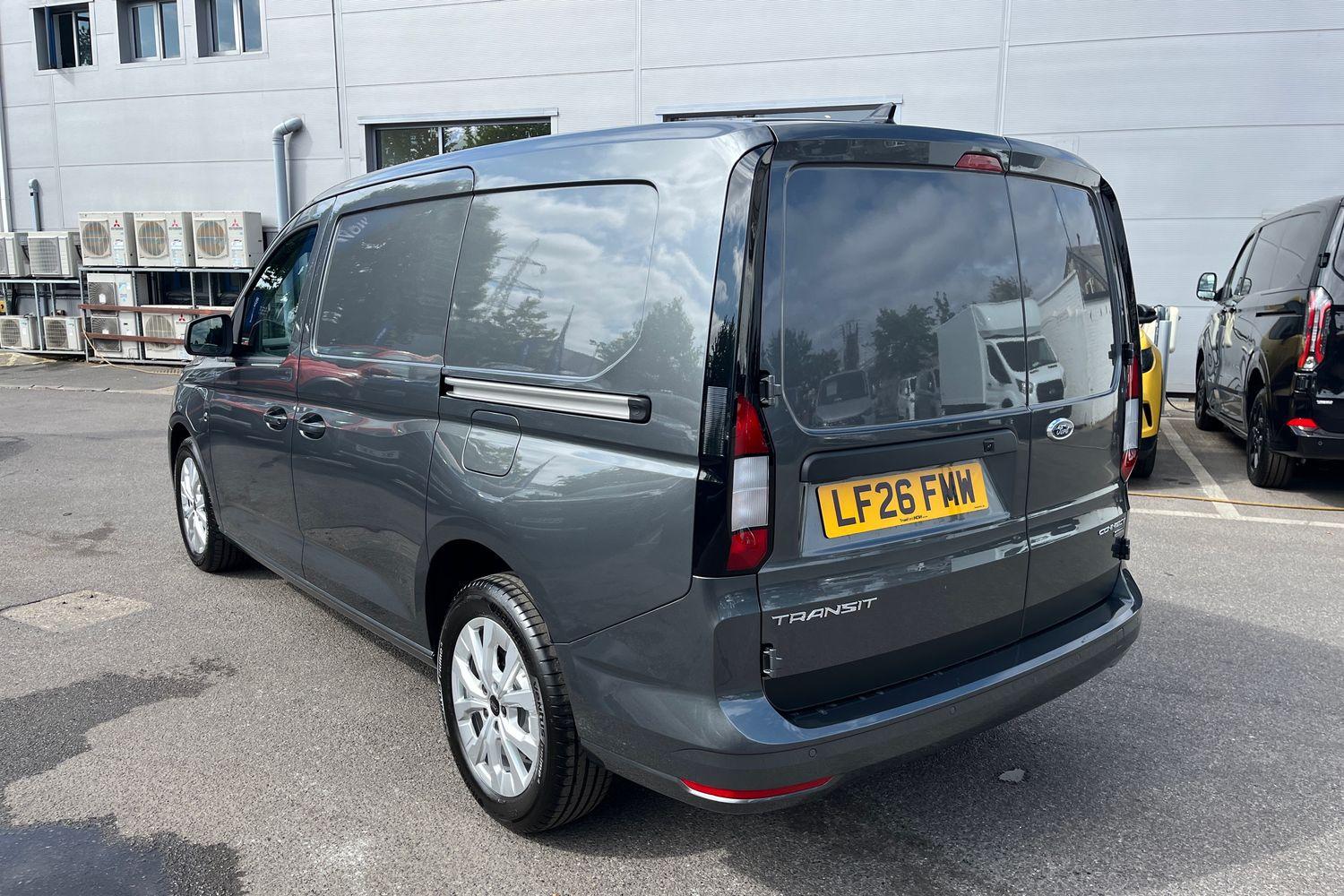 Ford TRANSIT CONNECT Photo 32